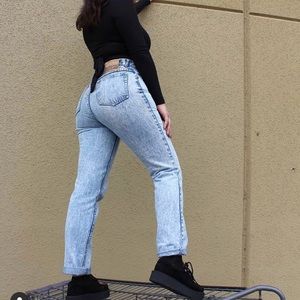 29” acid wash high waist vintage jeans